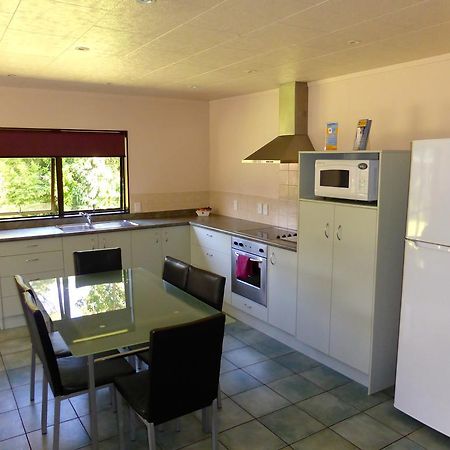 Whangarei Top 10 Holiday Park Bagian luar foto