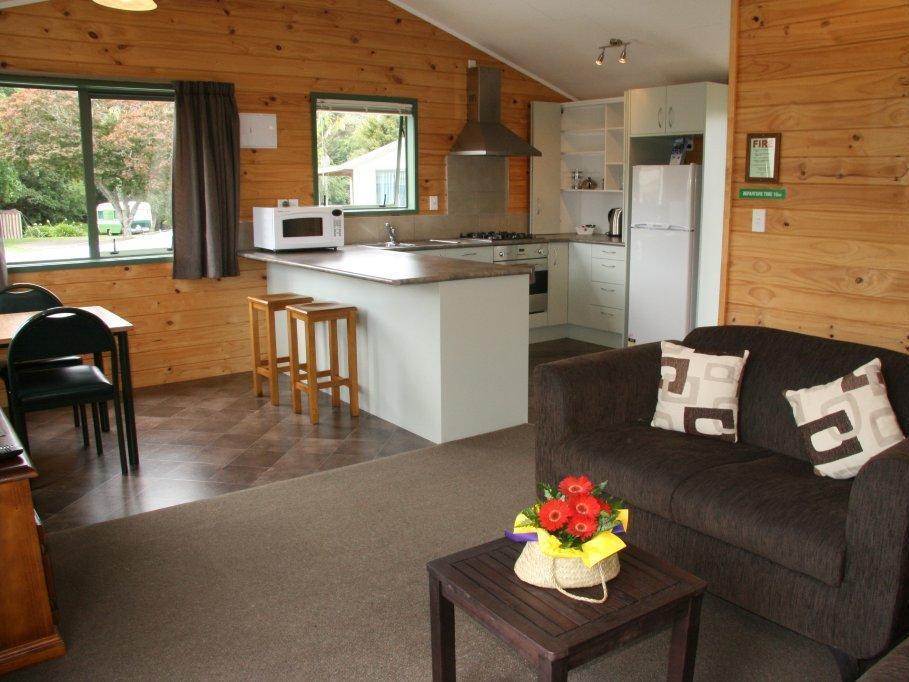 Whangarei Top 10 Holiday Park Bagian luar foto