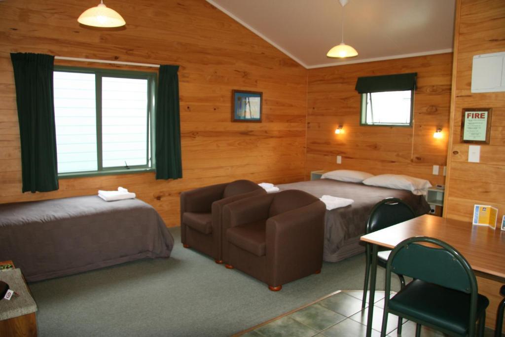Whangarei Top 10 Holiday Park Bagian luar foto