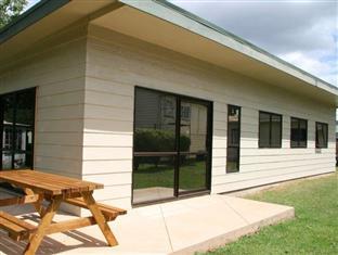 Whangarei Top 10 Holiday Park Bagian luar foto