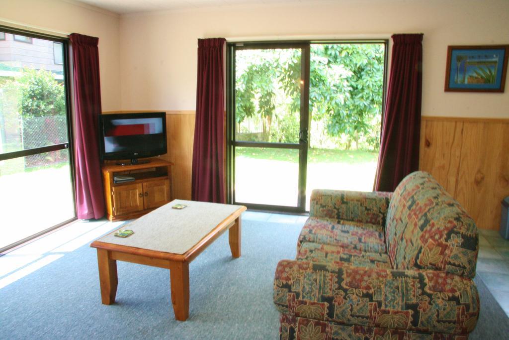 Whangarei Top 10 Holiday Park Ruang foto